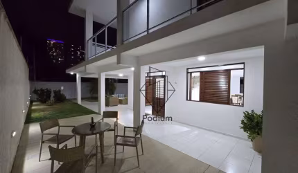 Casa de 1º andar com varanda/sacada ampla e projetadosà 300 metros da praia do Bessa/Jardim Oceania. CA0191