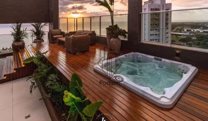 Cobertura Duplex de porteira fechada em condomínio club com jacuzzi privativa e vista para o mar da praia do Altiplano Cabo Branco -  CO0318