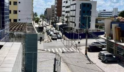 Apartamento com varanda/sacada á 218m da praia com excelente localização em Manaíra -AP2541.