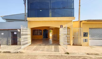 Sobrado para Venda em Suzano, Vila Helena, 3 dormitórios, 1 suíte, 4 banheiros, 2 vagas