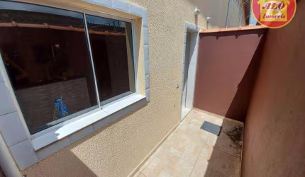Sobrado com 2 quartos à venda, 52 m² por R$ 295.000 - Tude Bastos (Sítio do Campo) - Praia Grande/SP