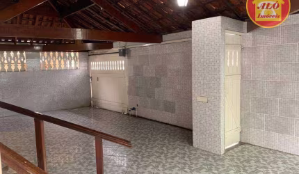 Casa com 4 quartos à venda, 200 m² por R$ 535.000 - Vila Cascatinha - São Vicente/SP