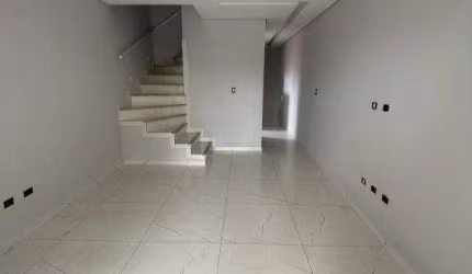 Sobrado duplex com 2 quartos à venda, 84 m² por R$ 350.000 - Maracanã - Praia Grande/SP