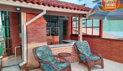 Sobrado triplex com 3 quartos à venda, 220 m² por R$ 885.000 - Canto do Forte - Praia Grande/SP