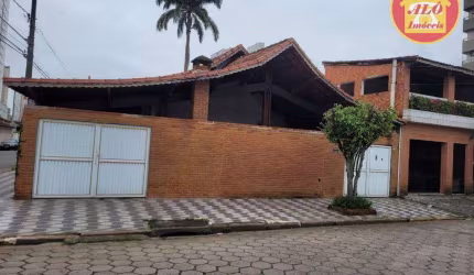 Casa com 3 quartos à venda por R$ 600.000 - Aviação - Praia Grande/SP