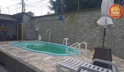 Sobrado com 5 quartos à venda, 210 m² por R$ 880.000 - Aviação - Praia Grande/SP