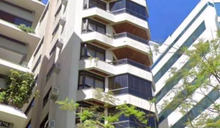 Apartamento 3 suítes, 2 vagas de garagem, na Trompowsky, à venda, um por andar no centro - Florianópolis.