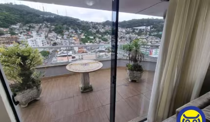 Cobertura duplex com 3 dormitórios, 1 vaga livre, à venda, Centro, Fpolis