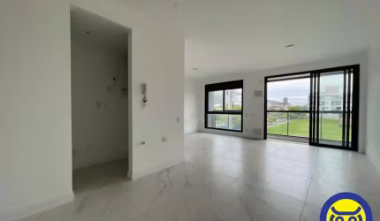 Studio no Novo Campeche, a Poucos Metros do Mar, com 1 Vaga de Garagem e Hobby Box!