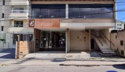 Casa comercial com 582m² de área construída, à venda, Av. Hercílio Luz, Centro, Florianópolis