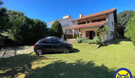 Casa com 3 Dormitório (1 Suíte) em Terreno com 915,69m² com chácara - Ingleses, Florianópolis/SC!
