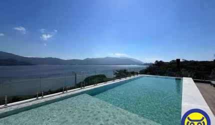 Loft duplex com 1 quarto e 1 vaga de garagem, à venda, Lagoa de Conceição, Florianópolis