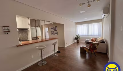 Apartamento 3 quartos (suíte), reformado, 1 vaga - Centro/Fpolis-SC