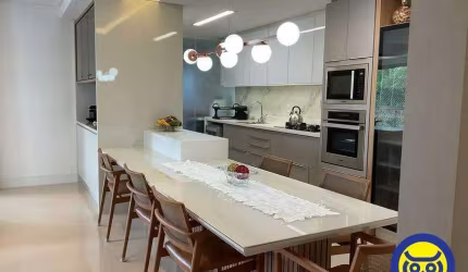 Apartamento com 4 suítes, sacada gourmet, 3 vagas de garagem - Córrego Grande - Fpolis - SC