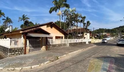 Casa com 4 dormitórios à venda, 608 m²  - Acaraí - São Francisco do Sul/SC
