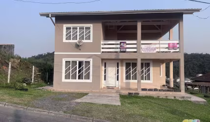 Sobrado para venda no Rocio pequeno