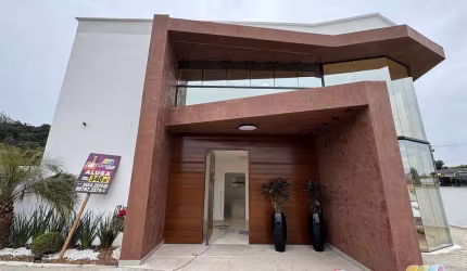 Sala comercial em prédio comercial