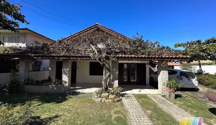 ITAGUACÚ COM 2 TERRENOS