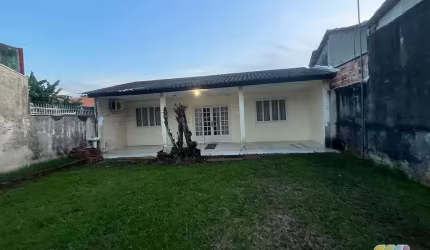 Casa no bairro acaraí