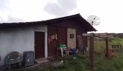 Casa à venda por R$ 170.000,00 - Tapera - São Francisco do Sul/SC