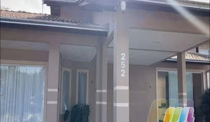 Casa com 2 dormitórios à venda, 150 m² por R$ 560.000,00 - Iperoba - São Francisco do Sul/SC