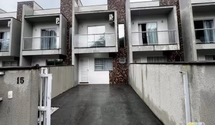 CASA PARA LOCAÇÃO NA REGIÃO CENTRAL DE SÃO FRANCISCO DO SUL,SC
