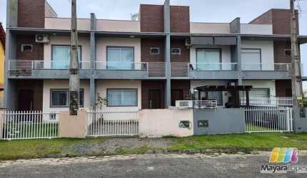 SOBRADO GEMINADO PARA ALUGUEL ANUAL AS 130MTS DA PRAIA DO ITAGUAÇU - SÃO FRANCISCO DO SUL