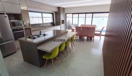 Casa em condomínio fechado com 3 quartos à venda na Avenida Antônio Pincinato, Recanto Quarto Centenário, Jundiaí por R$ 1.910.000