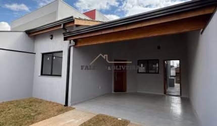 Casa com 2 quartos à venda na Rua Adalgisa Netto Dolce, 1, Residencial Santa Giovana, Jundiaí por R$ 640.000