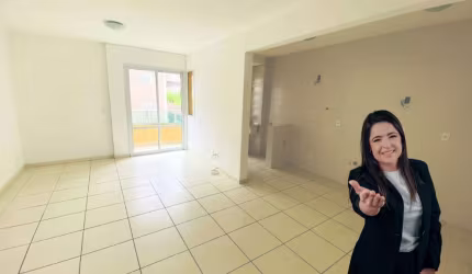 Apartamento com 2 quartos à venda na Rua Vergilino Domingos da Silva, 865, Serraria, São José, 64 m2 por R$ 280.000