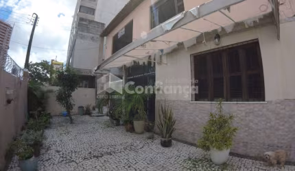 Casa à Venda na Aldeota em Fortaleza/CE