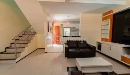 Casa Duplex no bairro Parquelandia - Fortaleza CE