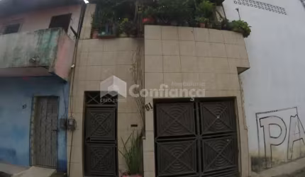 Casa à Venda no Bairro Cristo Redentor em Fortaleza/CE