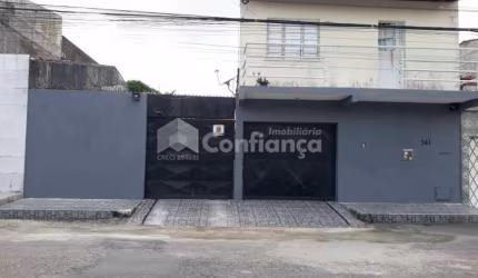 Casa Duplex no bairro Quintino Cunha - Fortaleza CE