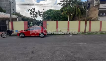 Terreno à Venda no Rodolfo Teófilo em Fortaleza/CE