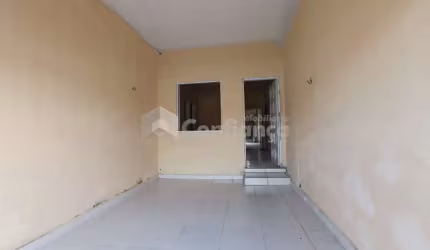 Casa à Venda no Planalto Caucaia