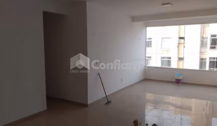 Apartamento à Venda no Jacarecanga em Fortaleza/CE