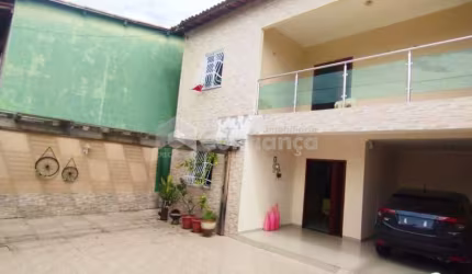 Casa à Venda no Conjunto Ceara em Fortaleza/CE