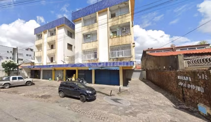 Apartamento à Venda no Bairro Farias Brito em Fortaleza/CE