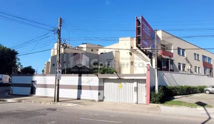 Apartamento a Venda na Parquelândia em Fortaleza/CE