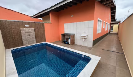 LINDA CASA EM ITANHAEM/SP