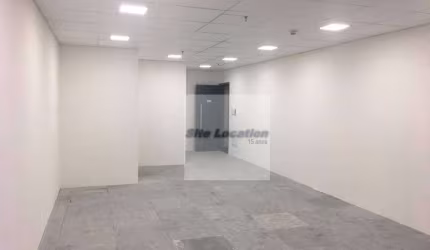 93277 * Conjunto Comercial para Locação em Moema!