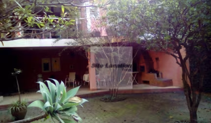 94428 * Casa com 425m² e Ótima Localização!!!