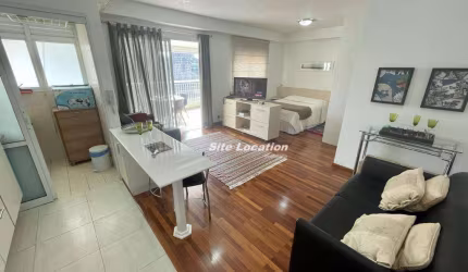 101140 LOFT COM VARANDA Fechada com Vidro