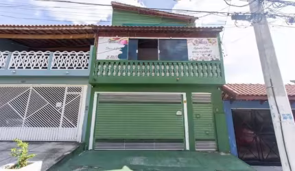 Casa para vender perto da estação Dom Bosco com 3 quartos