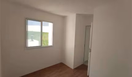 Apartamento com 2 quartos para alugar na Rua Indaiá Grande, 135, Fazenda Aricanduva, São Paulo, 32 m2 por R$ 1.000