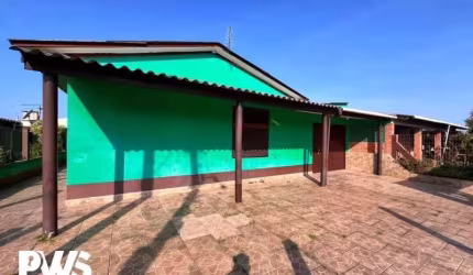 CASA COM 03 DORMITÓRIOS EM TRAMANDAÍ