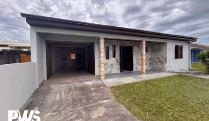 CASA COM 03 DORMITÓRIOS EM BALNEÁRIO DE TRAMANDAÍ/RS