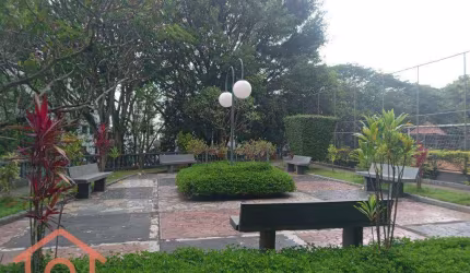 Apartamento a venda com 2 dormitorios enfrente ao pão de açucar do Jabaquara.