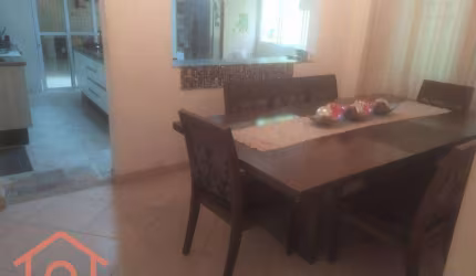 Sobrado com 4 dormitórios à venda, 240 m² por R$ 790.000,00 - Cupecê - São Paulo/SP